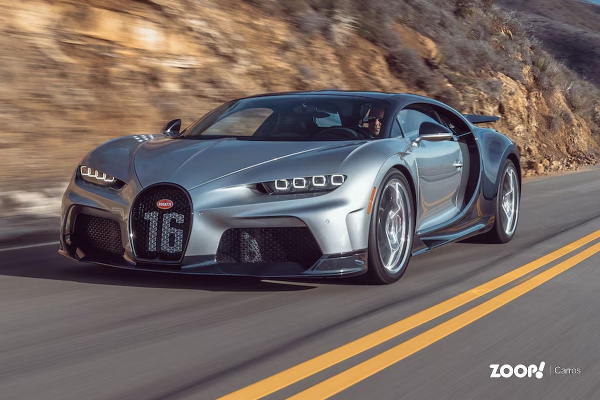 Um Bugatti Chiron na estrada iilustra nosso artigo sobre: Dono de Bugatti Chiron diz que faz apenas 1 km/litro.