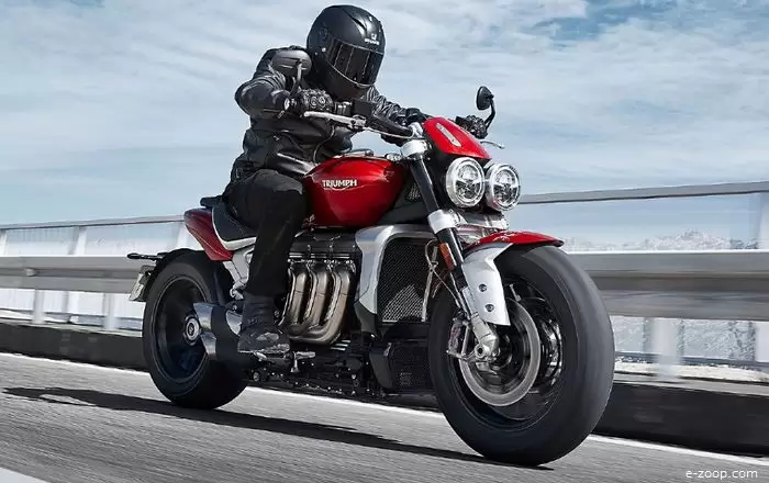 Triumph Rocket precisa fazer recall no Brasil